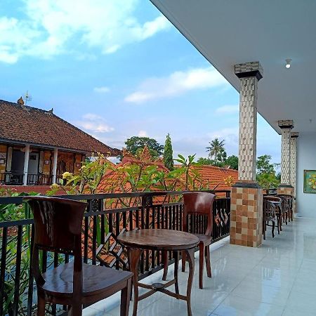 Roy Guest House Canggu Εξωτερικό φωτογραφία