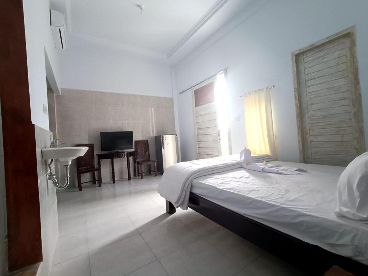 Roy Guest House Canggu Εξωτερικό φωτογραφία