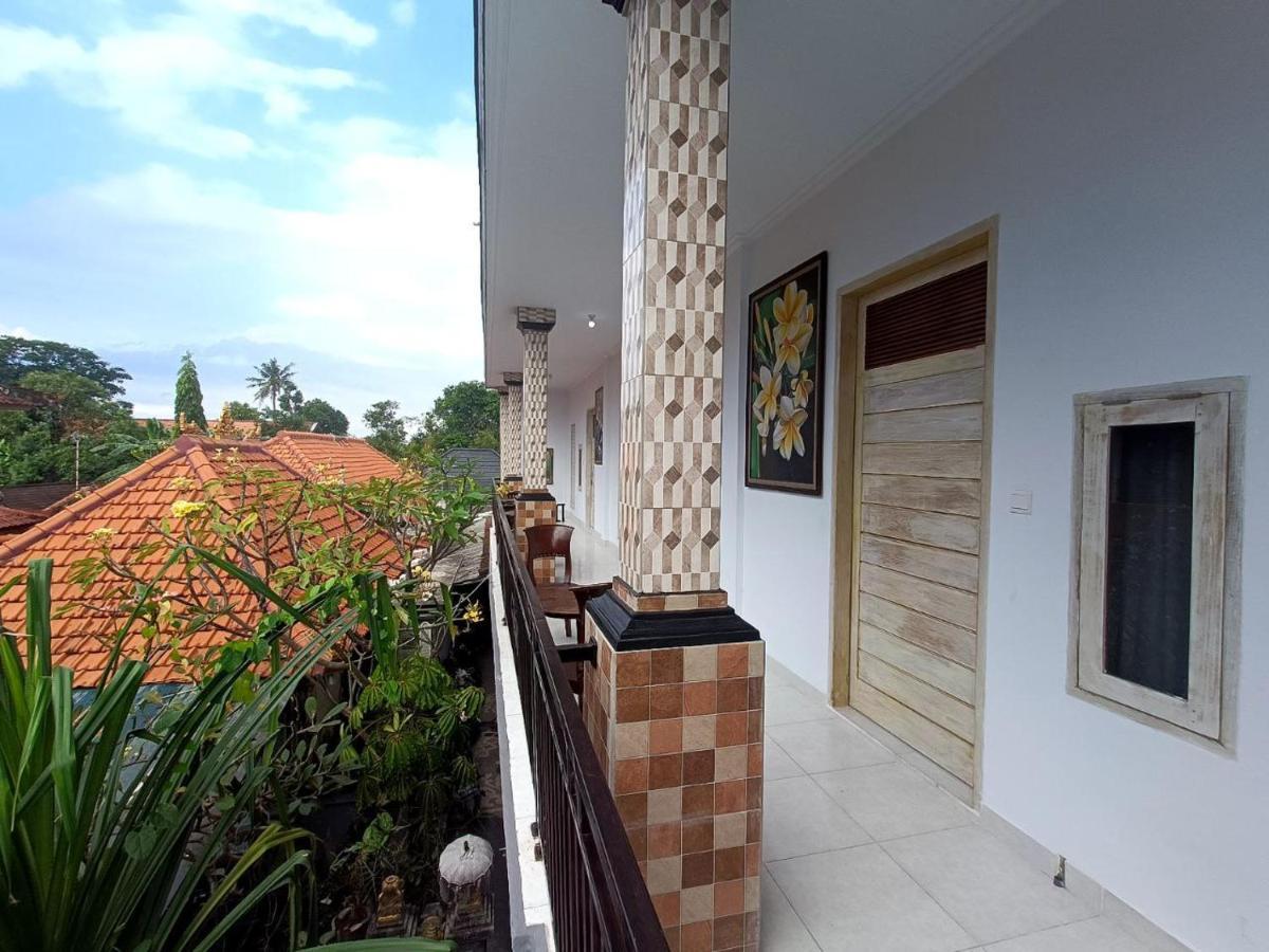 Roy Guest House Canggu Εξωτερικό φωτογραφία