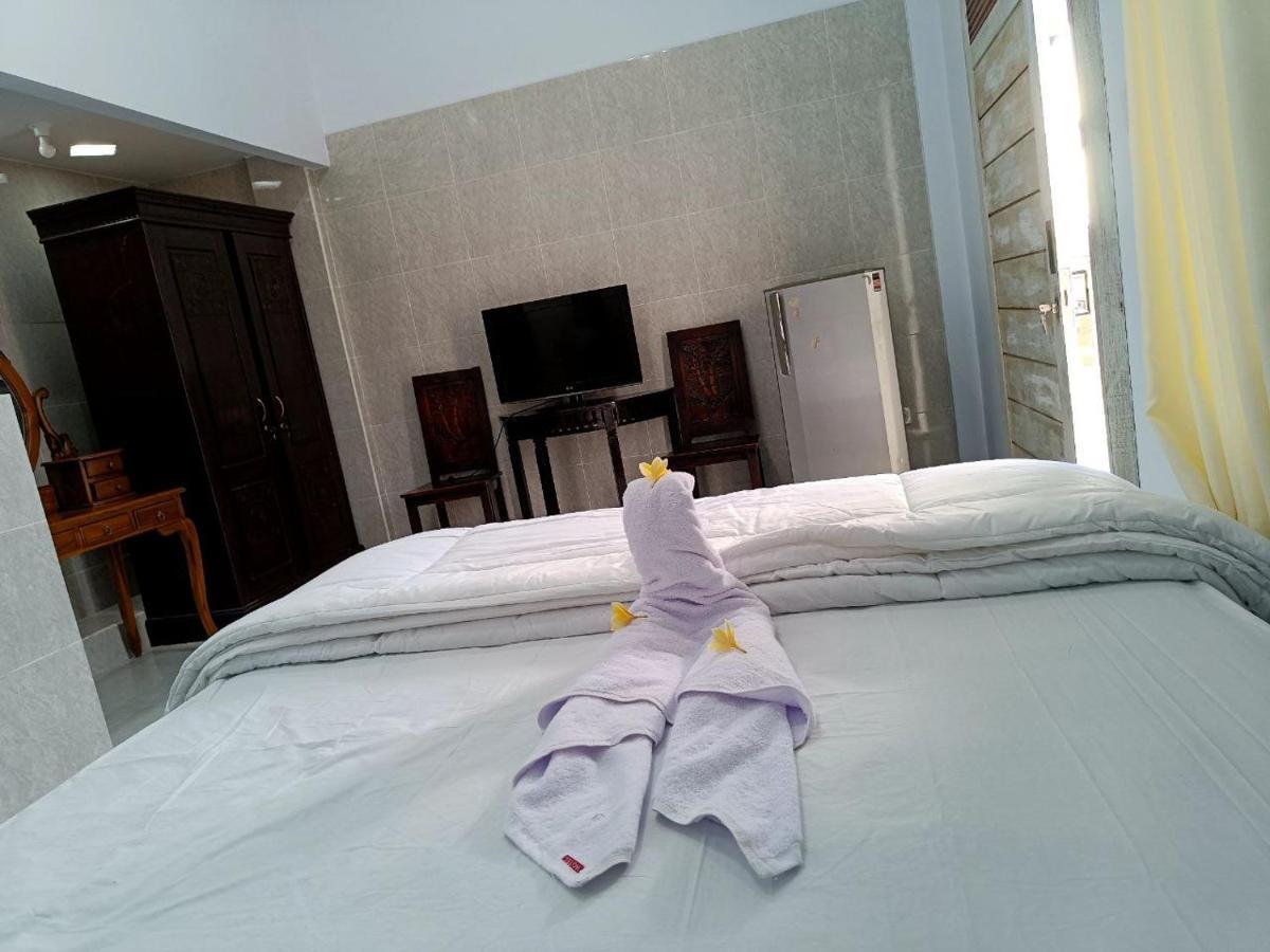 Roy Guest House Canggu Εξωτερικό φωτογραφία